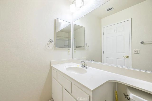 2082 W Avenue K12, Lancaster, CA 93536