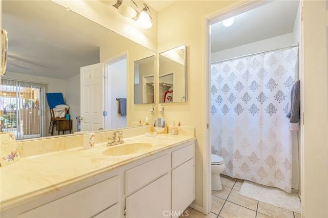 2082 W Avenue K12, Lancaster, CA 93536