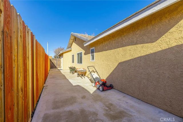 2082 W Avenue K12, Lancaster, CA 93536