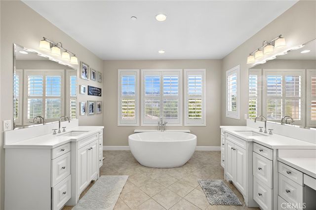 7322 Calle Pera, Carlsbad, CA 92009