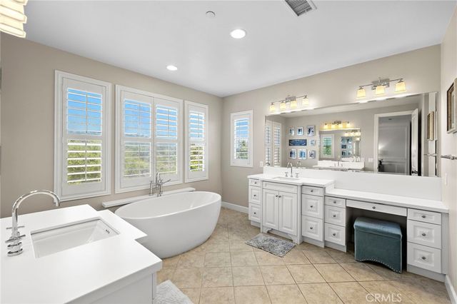 7322 Calle Pera, Carlsbad, CA 92009
