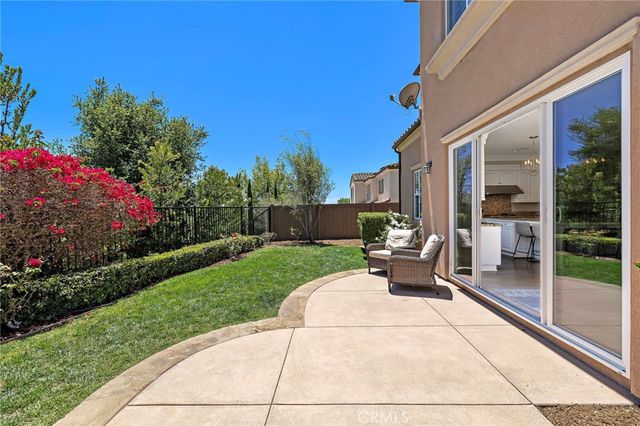 7322 Calle Pera, Carlsbad, CA 92009