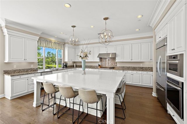 7322 Calle Pera, Carlsbad, CA 92009