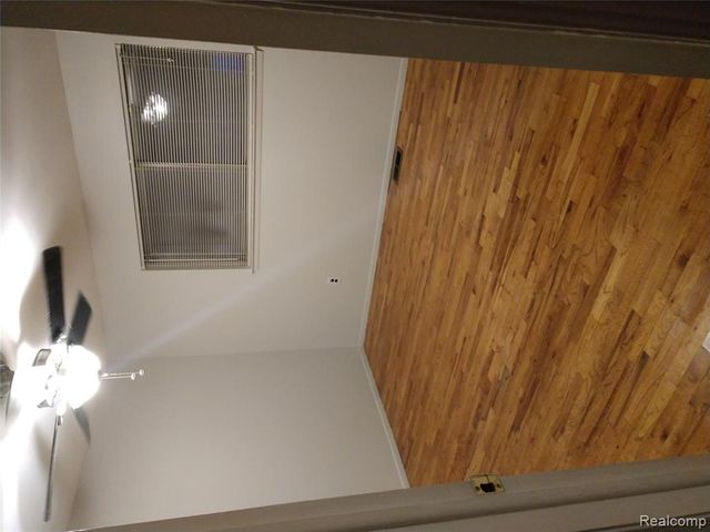 30469 Winthrop Drive, Madison Heights, MI 48071