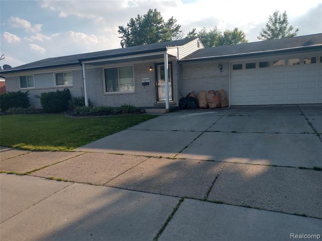30469 Winthrop Drive, Madison Heights, MI 48071