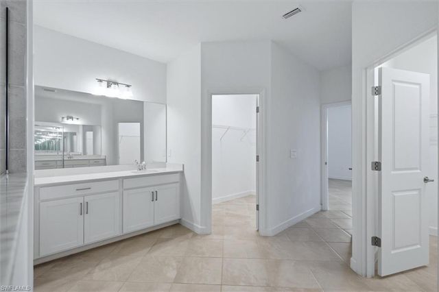 10863 Timber Creek DR, Fort Myers, FL 33913