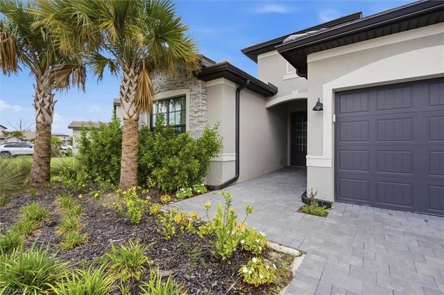 10863 Timber Creek DR, Fort Myers, FL 33913