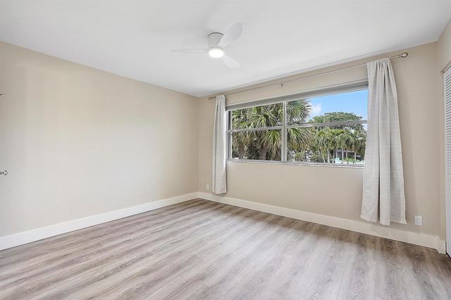 2747 NE 15th Street 2747, Pompano Beach, FL 33062