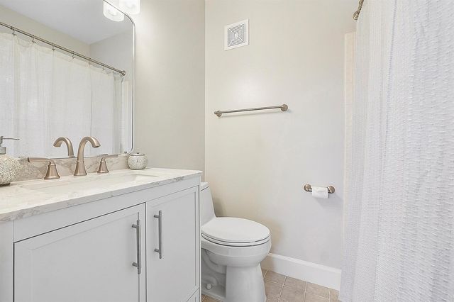 2747 NE 15th Street 2747, Pompano Beach, FL 33062