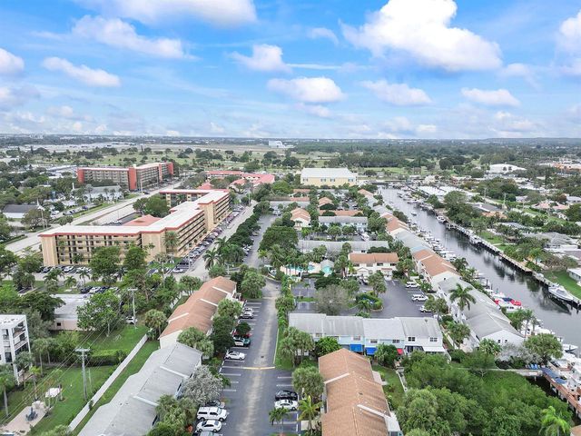 2747 NE 15th Street 2747, Pompano Beach, FL 33062