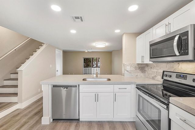 2747 NE 15th Street 2747, Pompano Beach, FL 33062