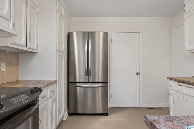 5300 10TH COURT S, Birmingham, AL 35222