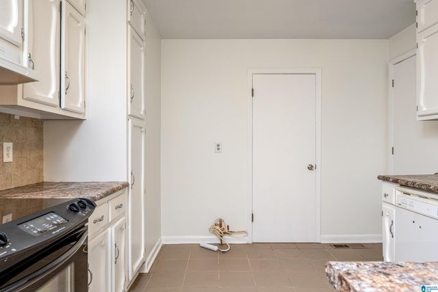 5300 10TH COURT S, Birmingham, AL 35222