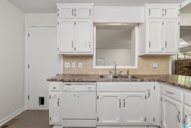 5300 10TH COURT S, Birmingham, AL 35222