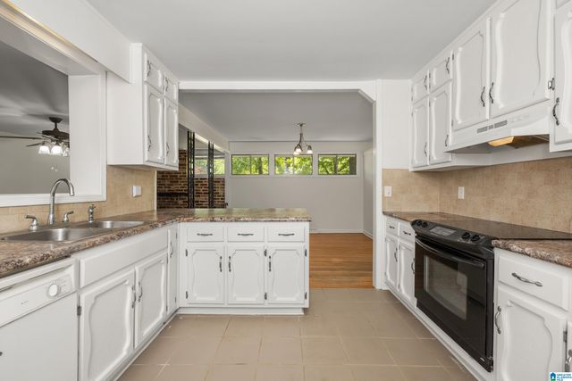 5300 10TH COURT S, Birmingham, AL 35222
