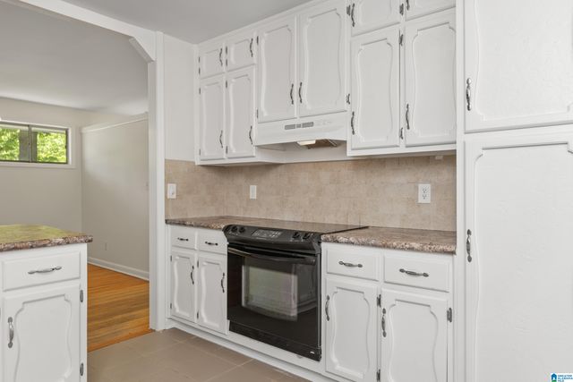 5300 10TH COURT S, Birmingham, AL 35222