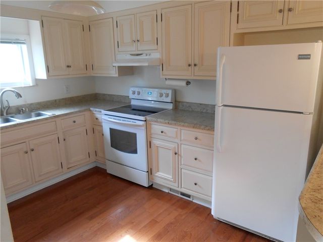 1318 Oakridge Rd, South Fayette, PA 15057