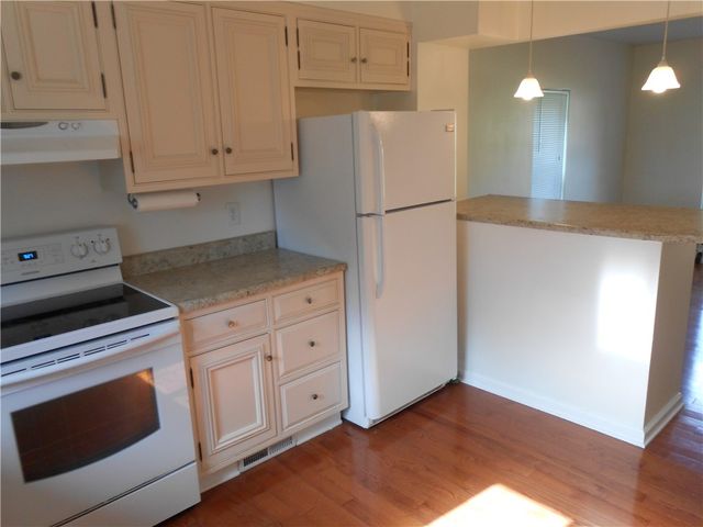1318 Oakridge Rd, South Fayette, PA 15057