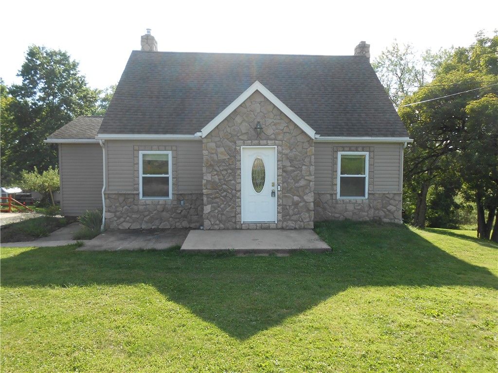 1318 Oakridge Rd, South Fayette, PA 15057