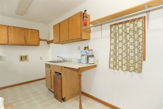 1196 County Road 260, Gainesville, TX 76240