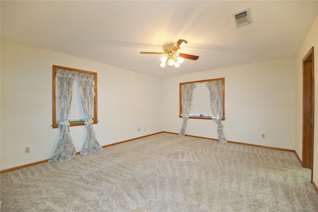 1196 County Road 260, Gainesville, TX 76240