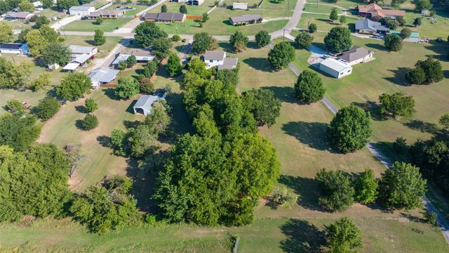 1196 County Road 260, Gainesville, TX 76240