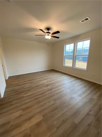 5 Halsey Street, Central, SC 29630