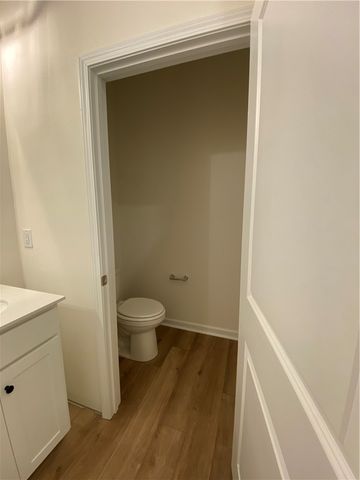 5 Halsey Street, Central, SC 29630