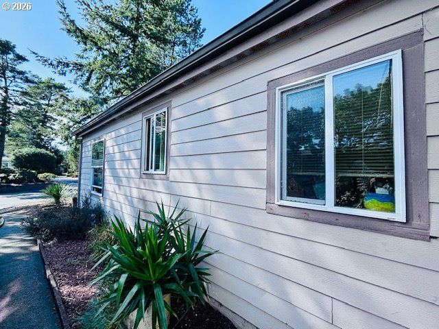 129 EVERGREEN Ln, Florence, OR 97439