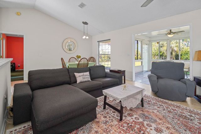 4351 Dew N. Ct., Myrtle Beach, SC 29579