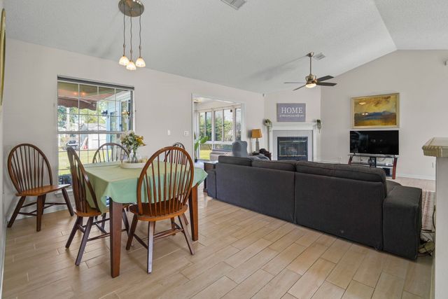 4351 Dew N. Ct., Myrtle Beach, SC 29579