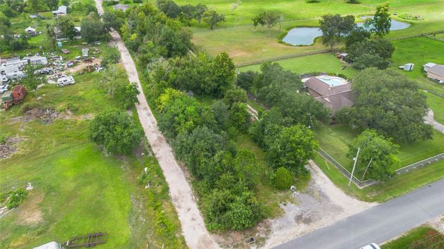 15601 Fir Road, Santa Fe, TX 77517