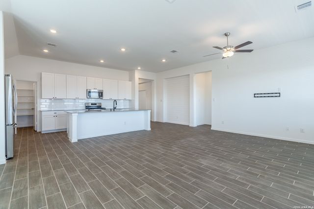 6014 Cerulean Ln, Bulverde, TX 78163