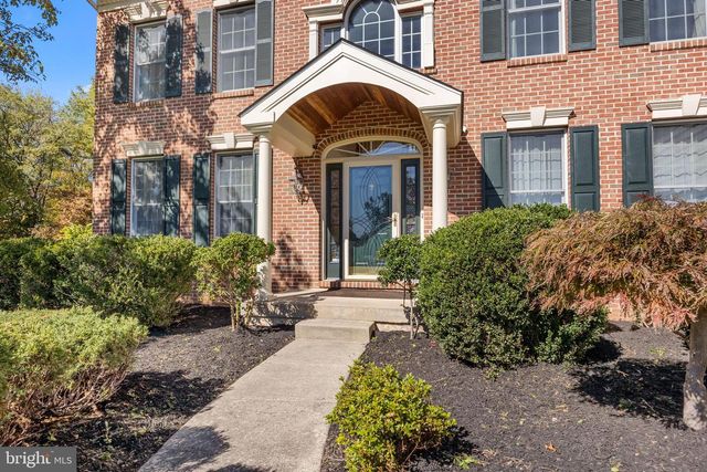 1120 KINGSLEY HALL DR, Lansdale, PA 19446