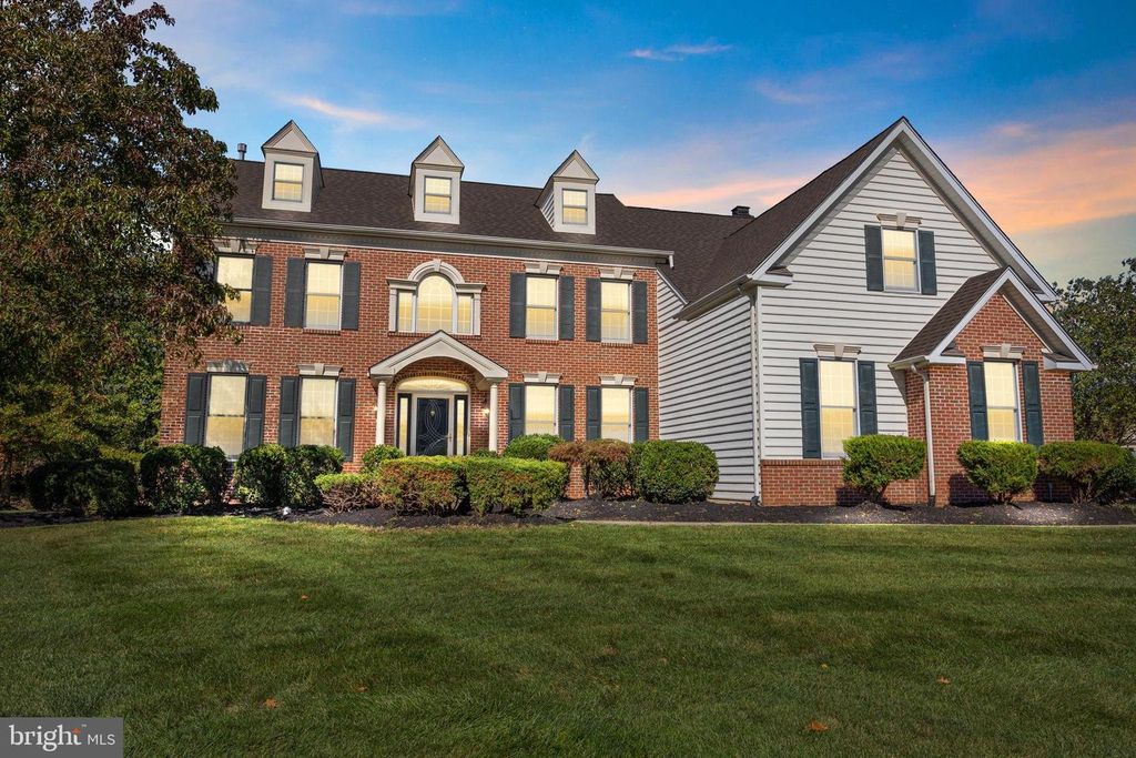 1120 KINGSLEY HALL DR, Lansdale, PA 19446