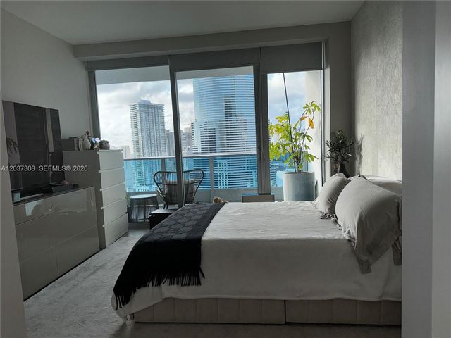 200 Biscayne Boulevar Way 3110, Miami, FL 33131