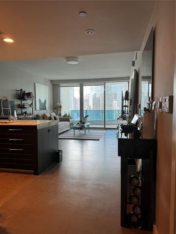 200 Biscayne Boulevar Way 3110, Miami, FL 33131