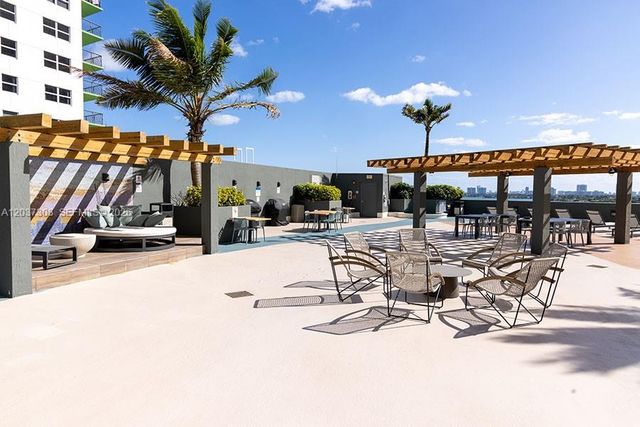 200 Biscayne Boulevar Way 3110, Miami, FL 33131