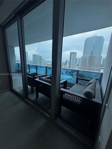 200 Biscayne Boulevar Way 3110, Miami, FL 33131