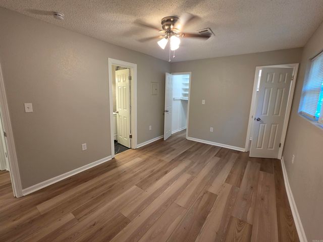 1504 Keaton St, Jacksonville, AR 72076