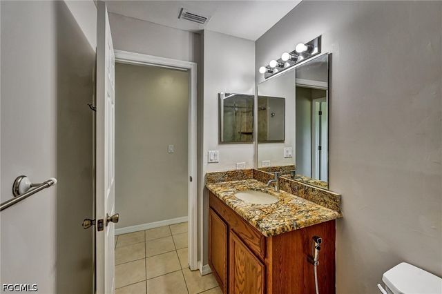 2000 NW 4th ST, Cape Coral, FL 33993