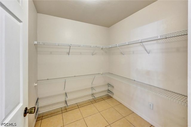 2000 NW 4th ST, Cape Coral, FL 33993