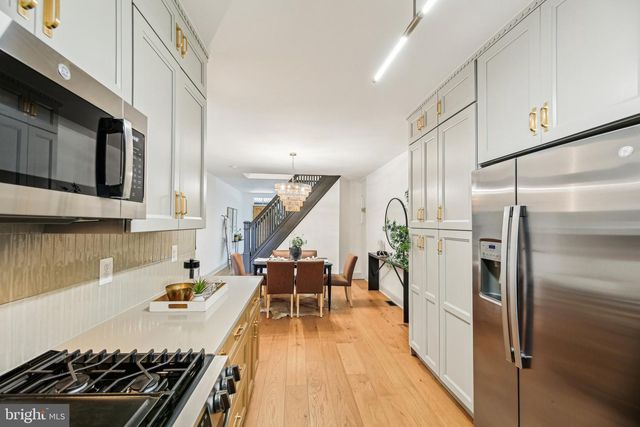 3348 CHESTNUT AVE, Baltimore, MD 21211