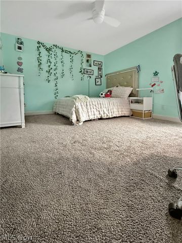 11931 Walton Circle NW, Uniontown, OH 44685