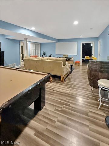 11931 Walton Circle NW, Uniontown, OH 44685