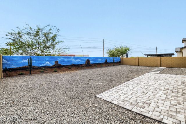 5931 E REDMONT Drive, Mesa, AZ 85215