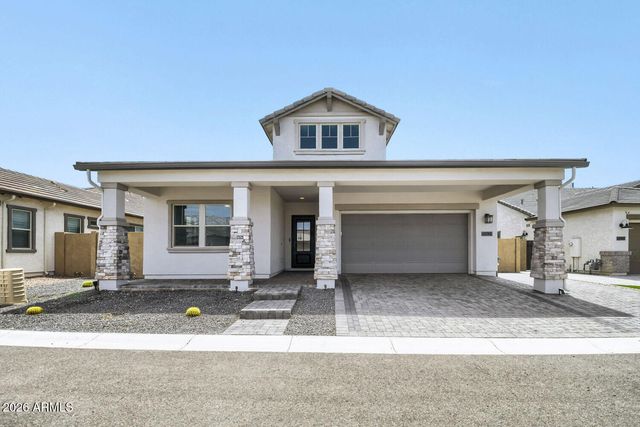5931 E REDMONT Drive, Mesa, AZ 85215