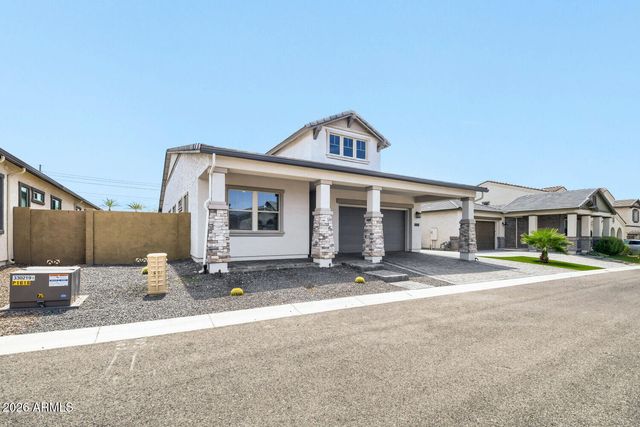 5931 E REDMONT Drive, Mesa, AZ 85215