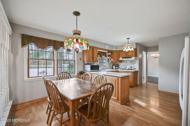 42 Norman Lane, Old Bridge, NJ 08857