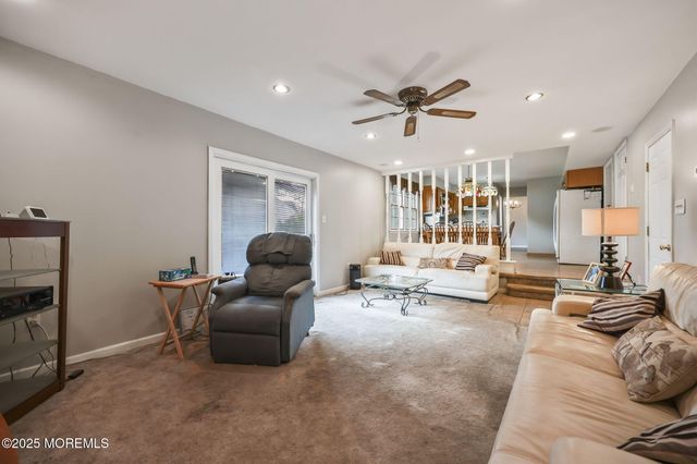 42 Norman Lane, Old Bridge, NJ 08857